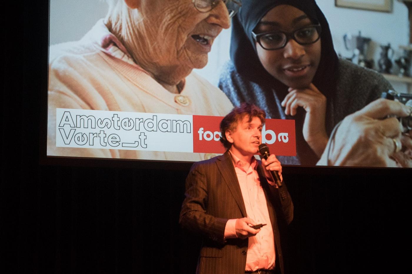 Martin Berendse, directeur OBA, over de rol van de bibliotheek in de stad voor ouderen