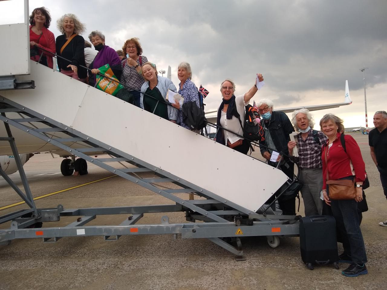 Stichting Rainbow met deelnemers op weg naar partner in Engeland